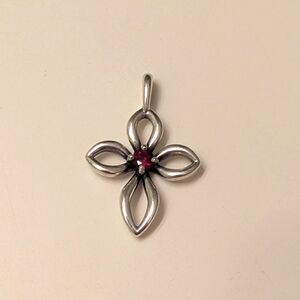 James Avery 925 Garnet Remembrance Birthstone Cross Pendant